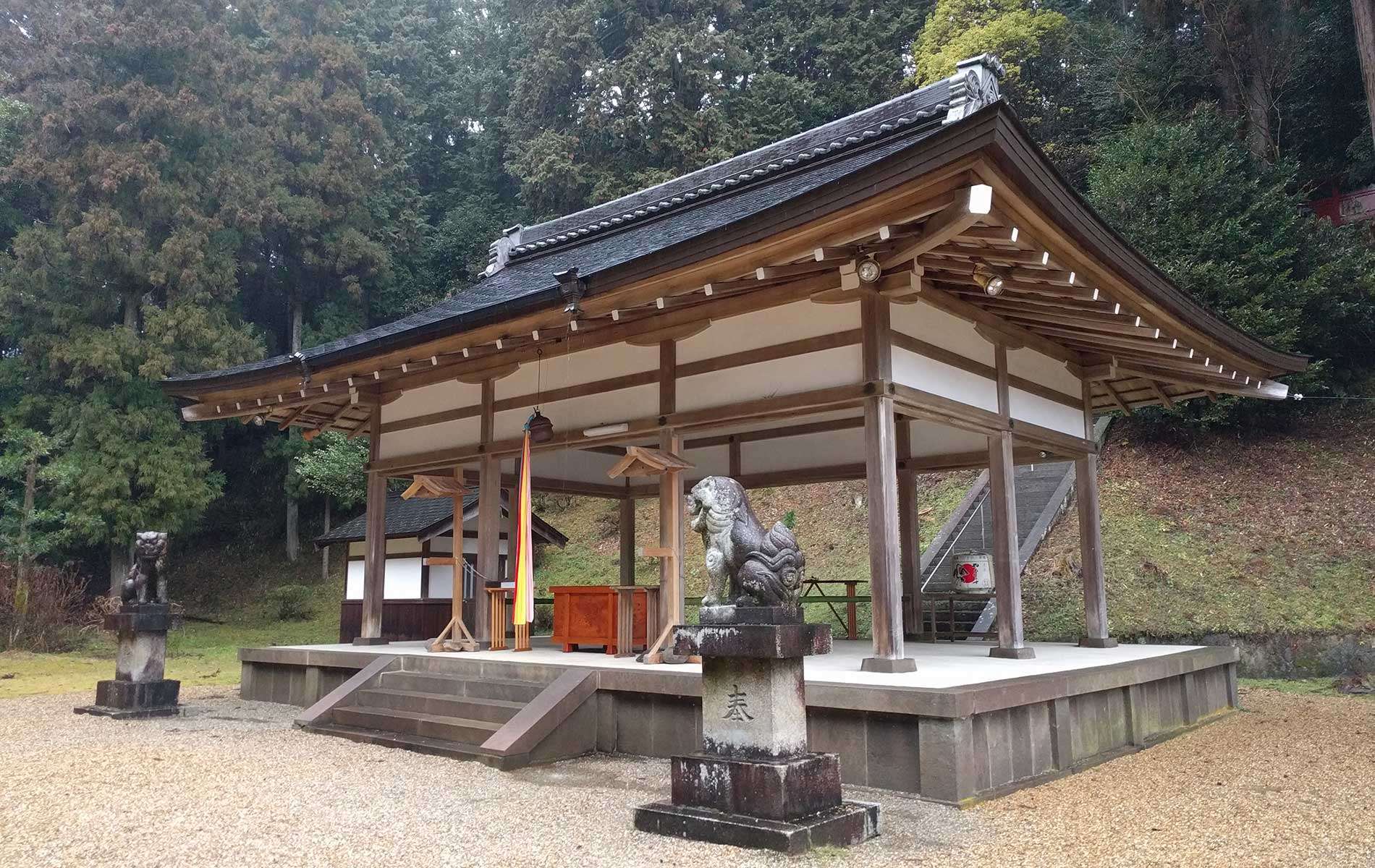 Yatagarasu Shrine / 八咫烏神社