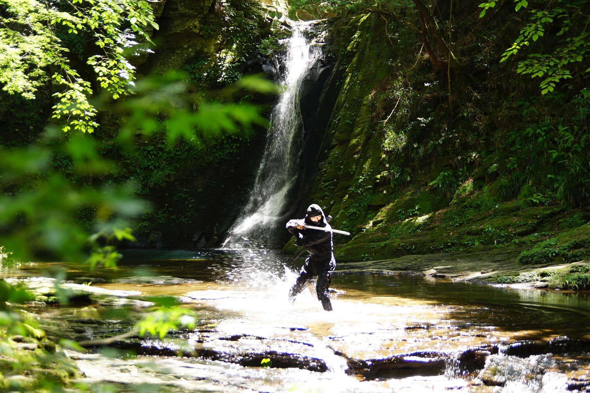 赤目四十八滝 / Ninja at Akame 48 Waterfalls