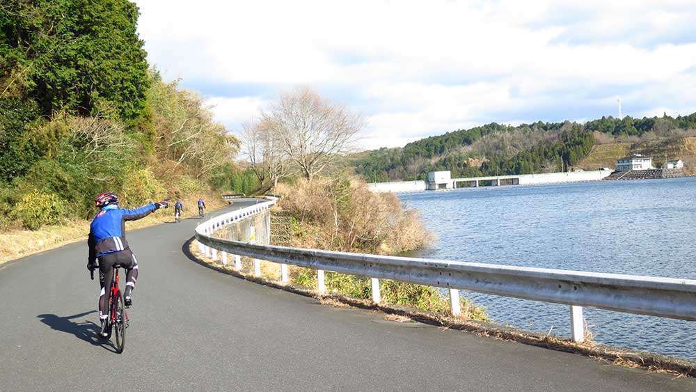 Kamitsu Dam