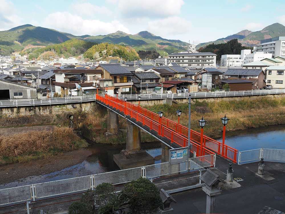 Vermillion bridge in front of Sumisaka Shrine