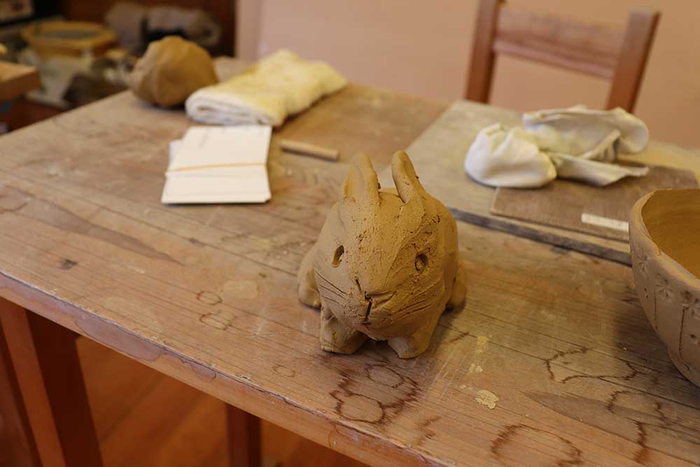 Clay rabbit