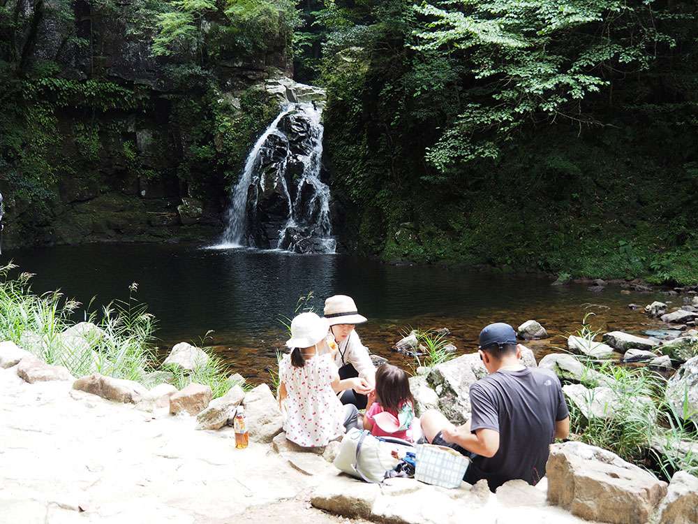 Picnic at Akame 48 Waterfalls / 赤目四十八滝でピクニック