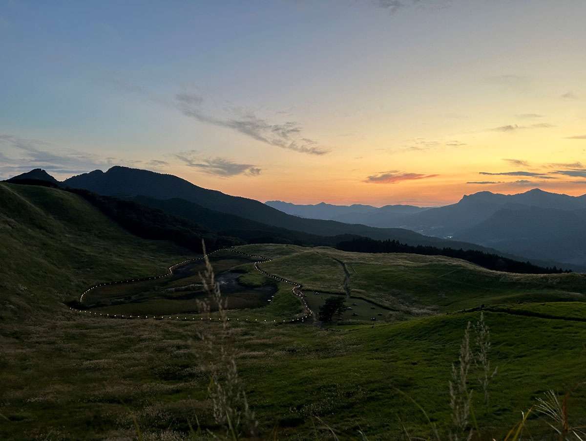 Soni Highland at dusk lanterns / 夕暮れの曽爾高原