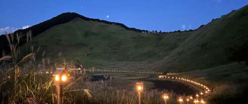 Soni Highland with lanterns / 曽爾高原山灯り