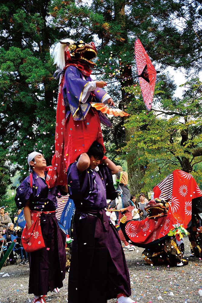 Shisha Shrin Lion Dance / 四社神社獅子舞